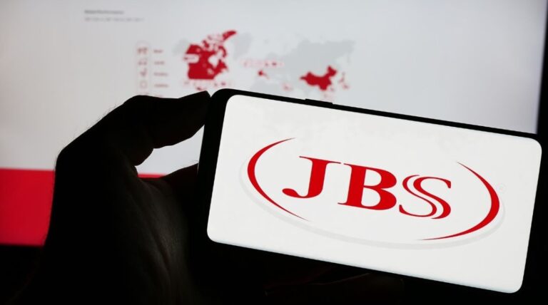 JBS anuncia recompra de títulos de dívida de US$ 1 bilhão