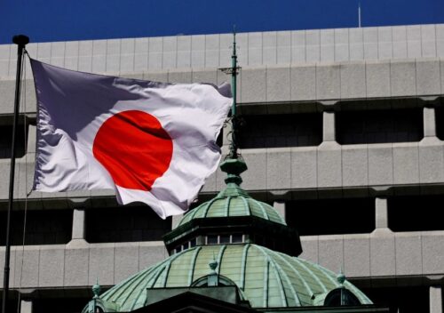 BoJ mostra confiança na meta de inflação de 2% mas mantém juros baixos e avisa sobre incertezas externas