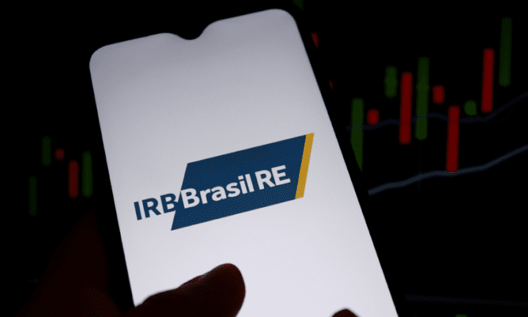 CVM acusa ex-executivos do IRB (IRBR3) por fraude contábil; veja