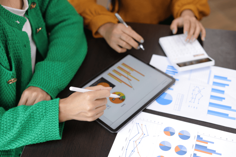 Fee Based Taxa fixa para remuneração de gestores de investimento.