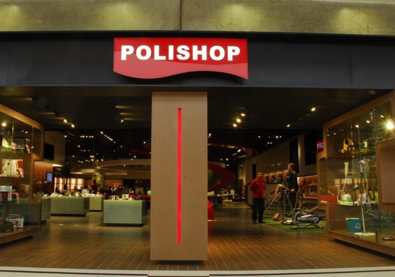 Loja da Polishop no Shopping Botucatu. Atualmente, a empresa enfrenta um processo de recuperação judicial.
