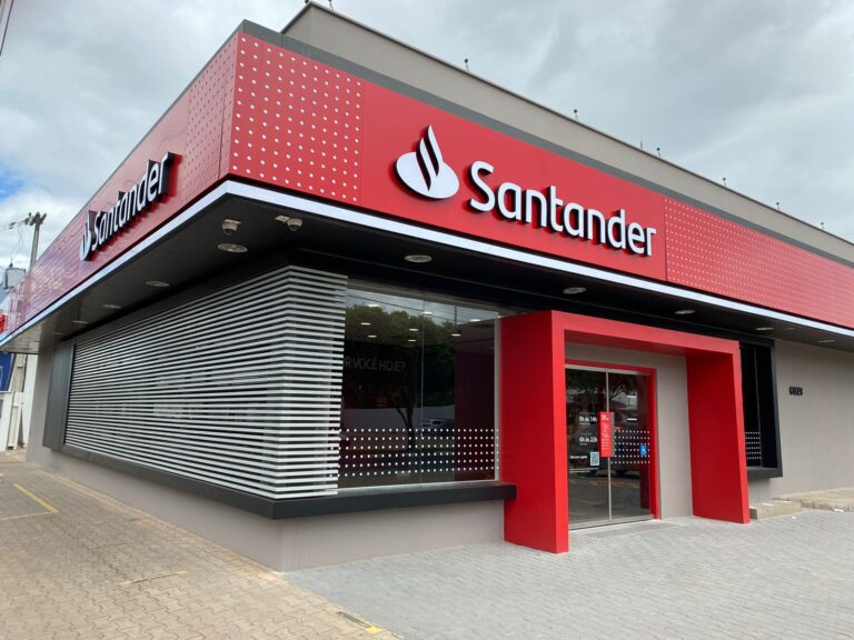 Santander (SANB11) vai pagar R$ 1,5 bilhão em JCP hoje