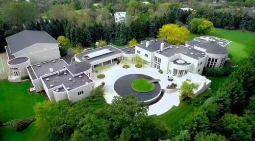 Michael Jordan encontra comprador para sua mansão em Chicago 