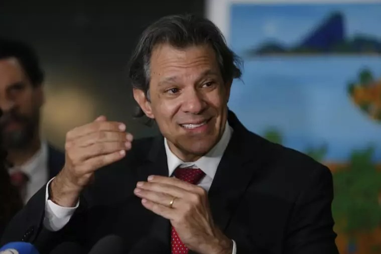 Haddad afirma confiança no cumprimento da meta fiscal em Nova York