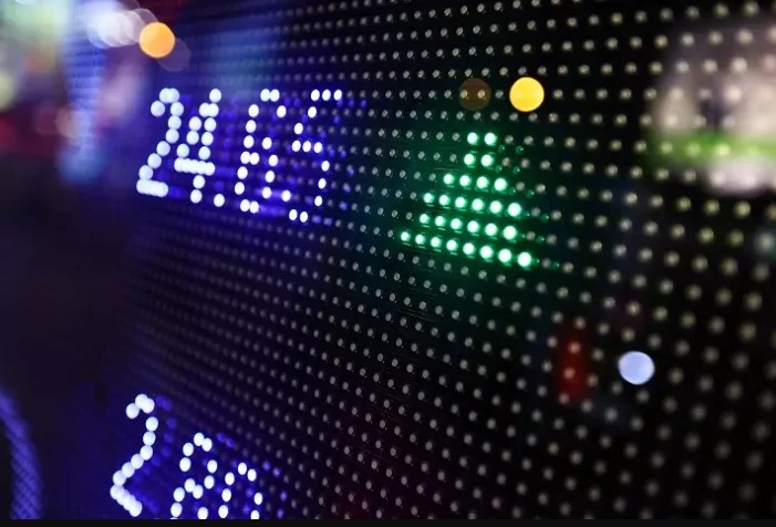 Ibovespa fecha em leve alta enquanto Vale registra queda consecutiva