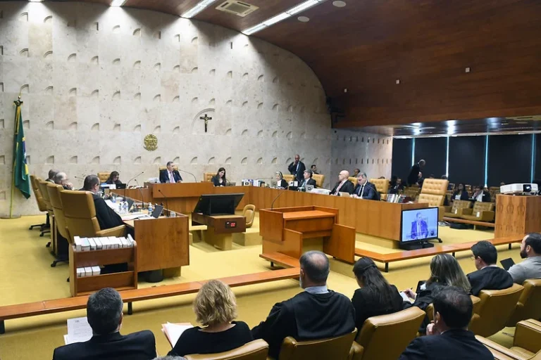 Bancos terão que fornecer dados de clientes aos estados após decisão do STF