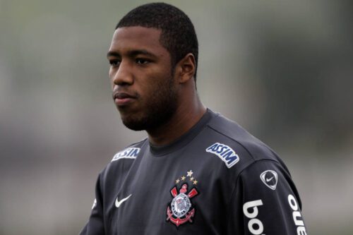 Jucilei, ex-jogador do Corinthians, perde R$ 45 milhões em golpe de criptomoedas