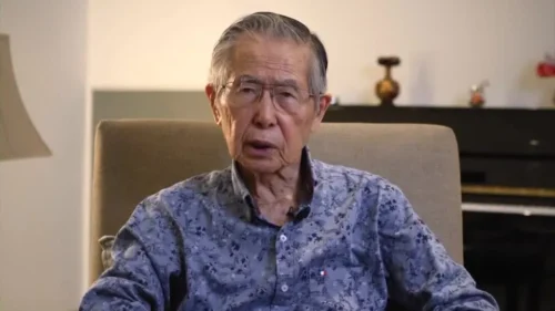 Morre Alberto Fujimori, ex-presidente do Peru, aos 86 anos