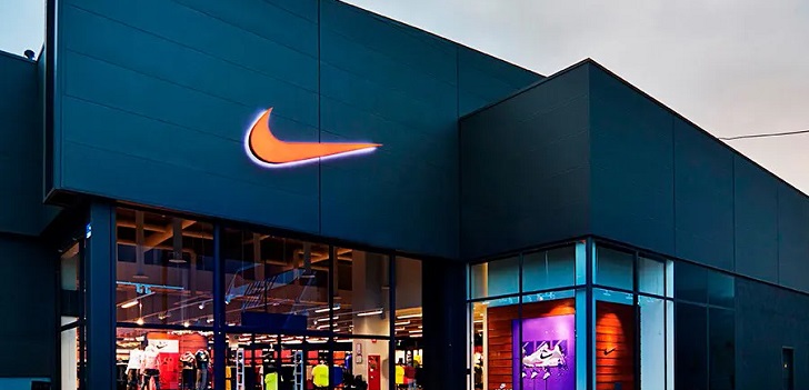 Nike comunica que CEO da empresa vai deixar o cargo