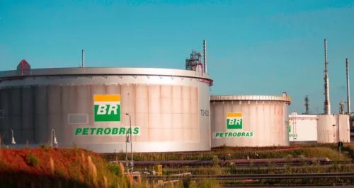 Petrobras (PETR4) e CSN (CSNA3) assinam contrato; saiba mais