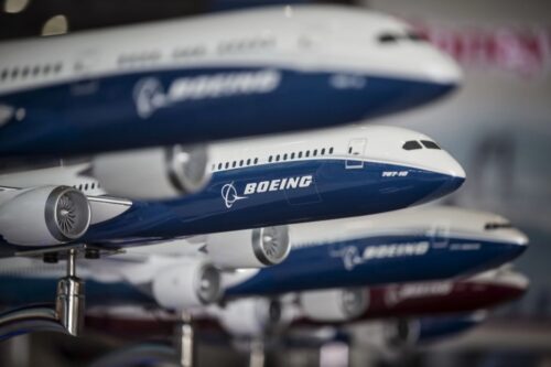 Boeing enfrenta queda de 35% nas entregas de 2024 devido