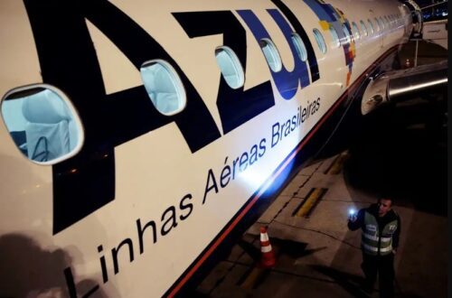 Azul e Gol anunciam acordo para explorar fusão: o que isso significa para o mercado aéreo brasileiro