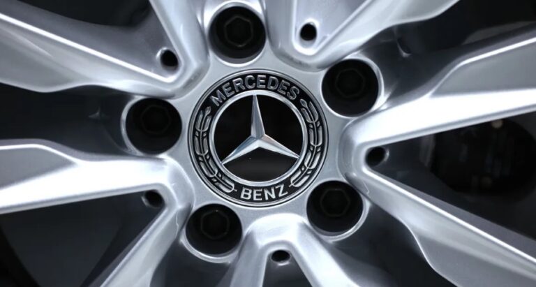 BMW e Mercedes registram queda nas vendas trimestrais com fraqueza da demanda na China