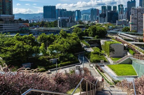 Falta de medidas concretas desencadeia queda de quase 10% em Hong Kong