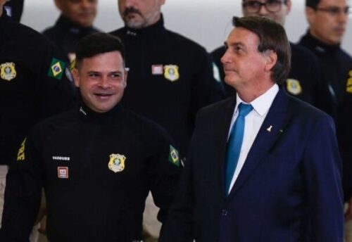 Justiça convoca Bolsonaro para depoimento em caso de improbidade de ex-diretor da PRF