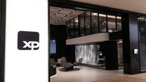 Apesar da elevação de rating pela Moody’s, o cenário ainda é desafiador, diz XP