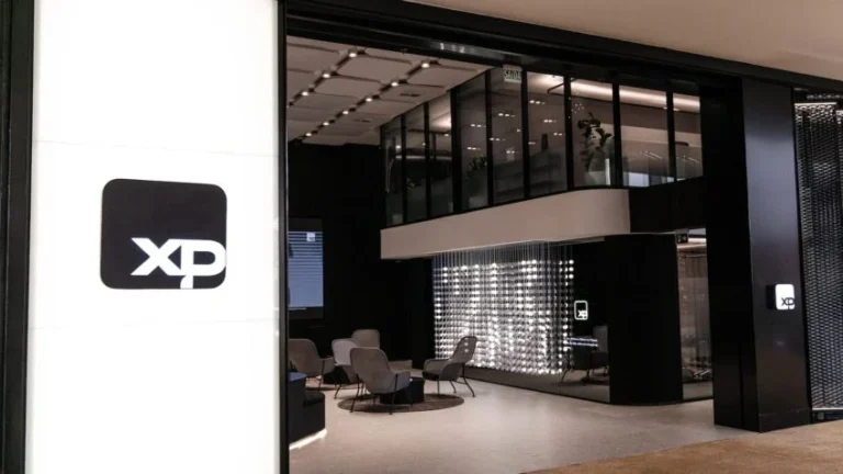 Apesar da elevação de rating pela Moody’s, o cenário ainda é desafiador, diz XP