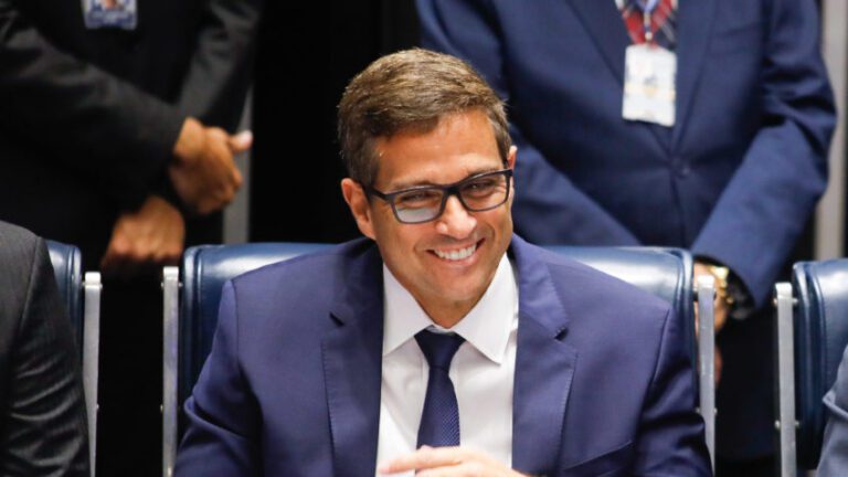 Campos Neto é eleito presidente do BC do ano da América Latina pela 3ª vez seguida