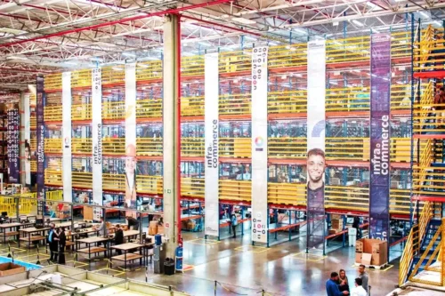 Infracommerce (IFCM3) fecha acordo para reestruturar milhões em dívidas