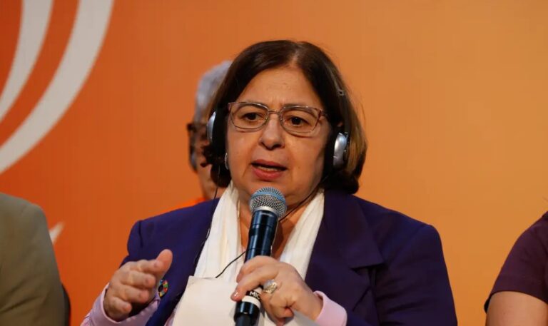 Fim da escala de trabalho 6x1: proposta de PEC visa beneficiar mulheres brasileiras, diz ministra