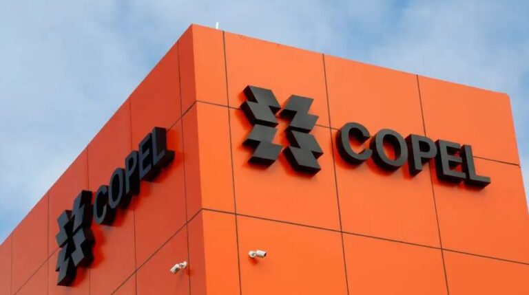 Copel (CPLE6) planeja investir R$ 2,5 bilhões em distribuição de energia para 2025 e otimizar custos