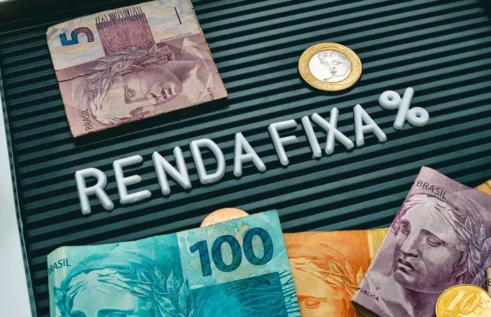 Renda fixa digital no Brasil cresce 3x em 2024: oportunidades e riscos para investidores