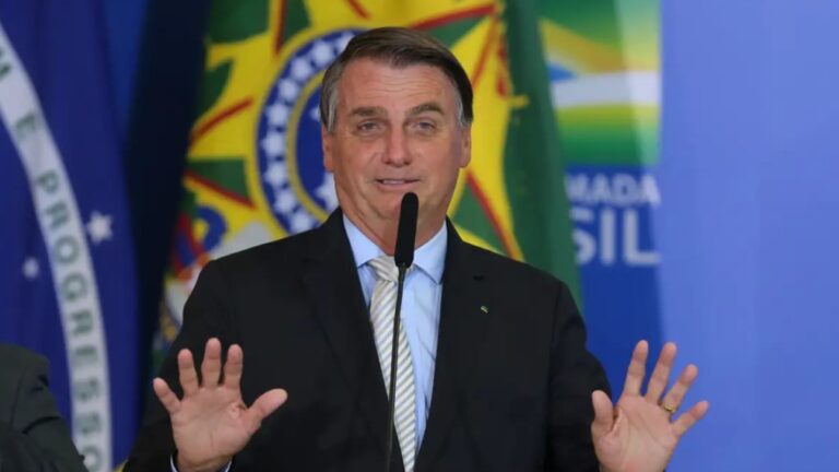 Bolsonaro deve ser julgado no STF por suposta tentativa de golpe de estado