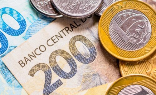 Projeções macroeconômicas para 2025: expectativas de crescimento e inflação para o Brasil