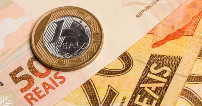 Boletim Focus: Projeções para Inflação e Indicadores Econômicos de 2025 a 2028