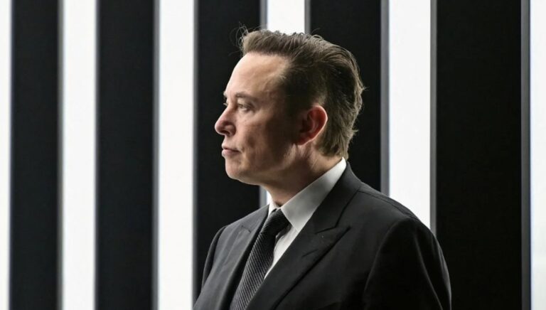 Musk desafia projeto de Inteligência Artificial de US$ 500 bi de Trump