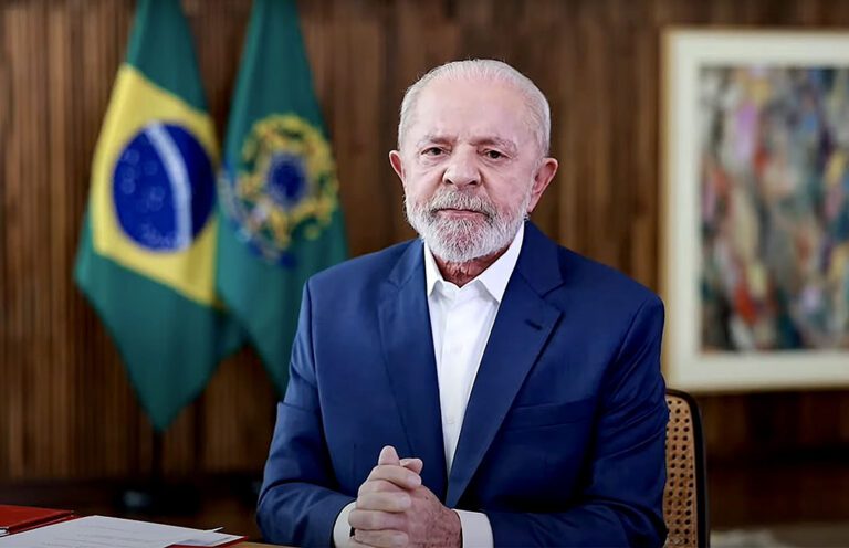 Lula sanciona a lei de diretrizes orçamentárias para 2025 com vetos importantes