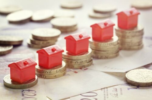 FIIs de "tijolo" enfrentam queda de 12% em 2024