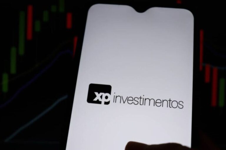 14 ações para investir em 2025, segundo a XP