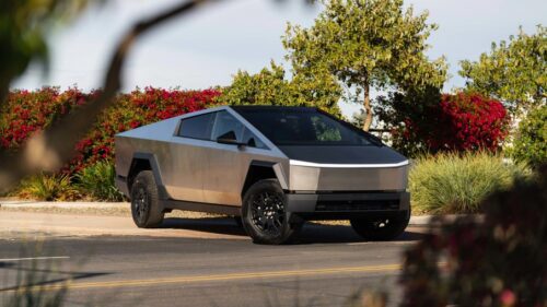 Fim da linha para os carros elétricos? Trump revoga incentivos fiscais