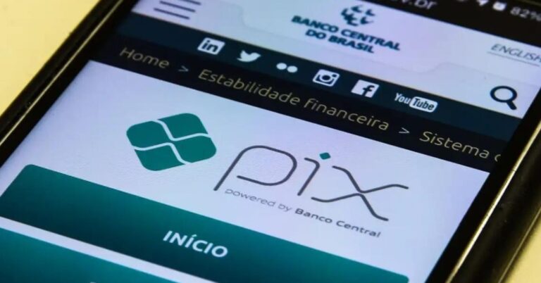 Pix apresenta instabilidade e afeta usuários de bancos como Nubank, Itaú e PicPay