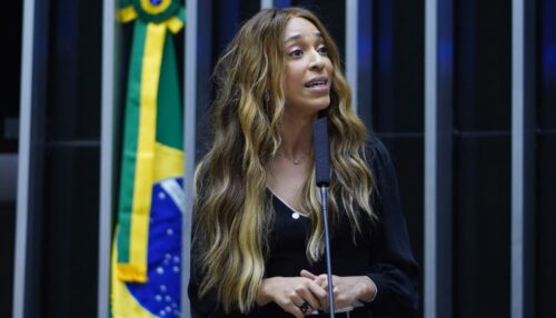 Fim da escala 6x1: deputada Erika Hilton protocolará PEC para reduzir jornada de trabalho