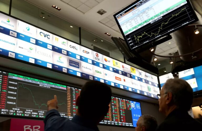 Bovespa encerra o dia em alta, impulsionada por bancos e Carrefour; Vale registra queda