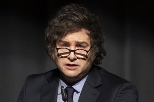 Juíza recebe primeira denúncia contra Javier Milei por fraude envolvendo criptomoeda $LIBRA