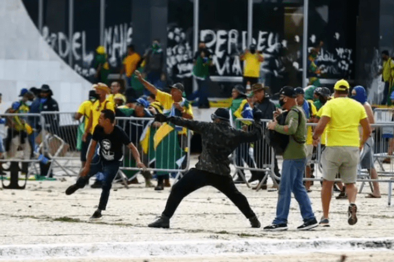 STF condena mais 63 envolvidos nos atos antidemocráticos de 8 de janeiro