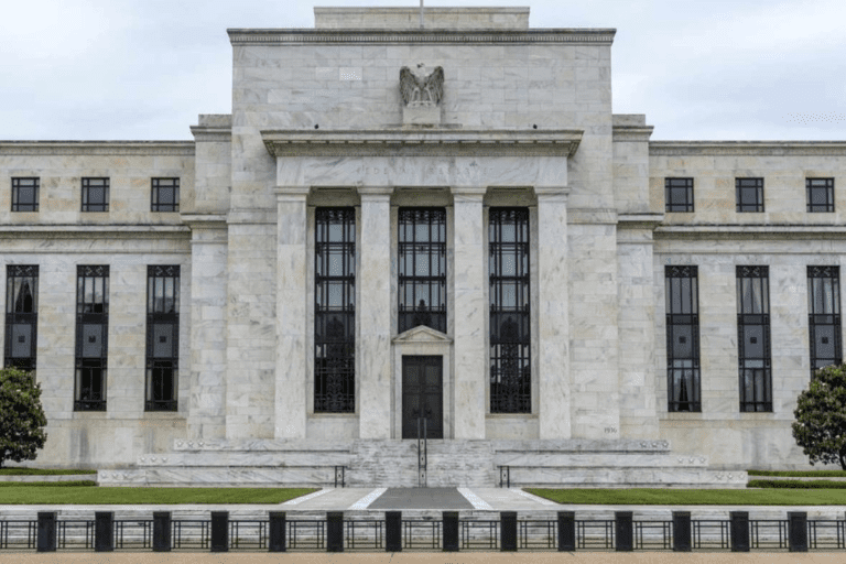 Fed pode manter juros altos por mais tempo, diz presidente do Banco de St. Louis