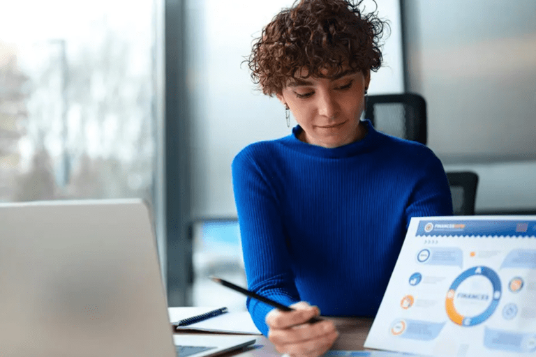 Aumenta o numero de mulheres investindo na B3; Investidoras no Tesouro Direto superam 1 milhão