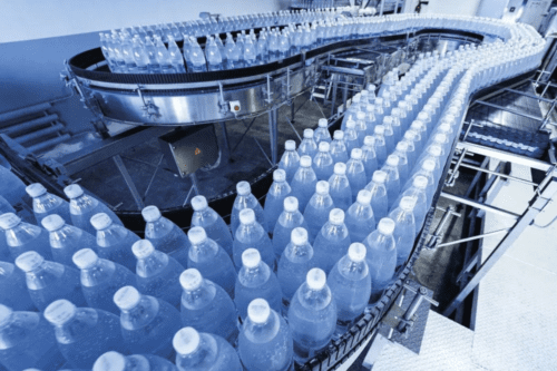 Aumento de demanda impulsiona a recuperação da indústria brasileira em fevereiro, aponta PMI