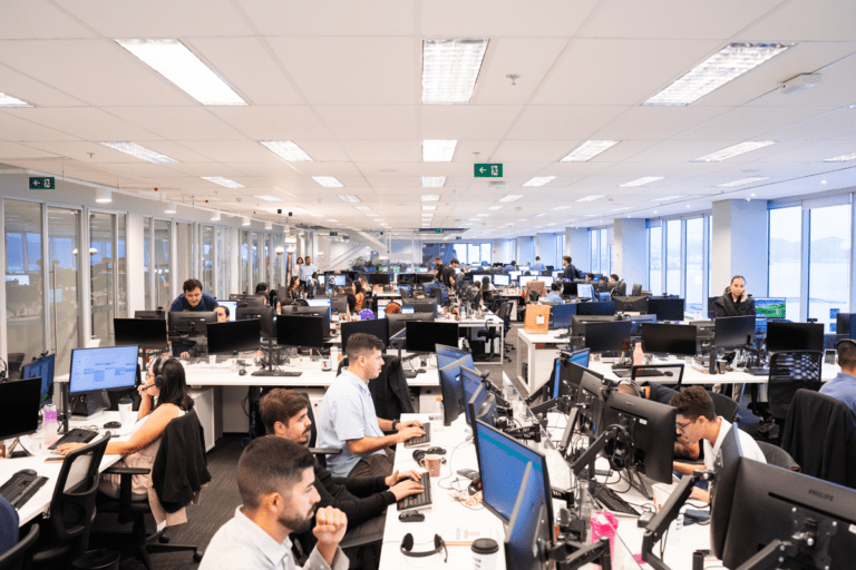 InvestSmart atinge R$ 27 bilhões sob custódia e se consolida como maior escritório de investimentos do Brasil