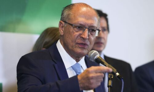 Alckmin critica Selic contra alta de alimentos: “Aumentar juros não vai fazer chover”