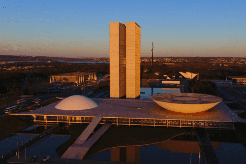 Apenas 14% das emendas Pix foram justificadas; R$ 3,8 bilhões seguem sem explicação