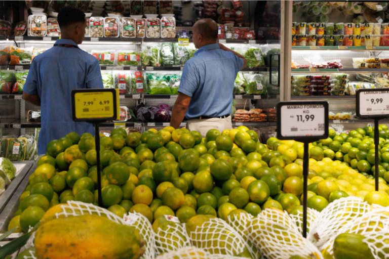 IPCA sobe em março, puxado por alimentos e dentro do esperado pelo mercado