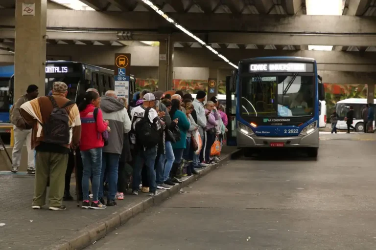 Greve nos ônibus em SP: paralisação afeta zona norte da cidade