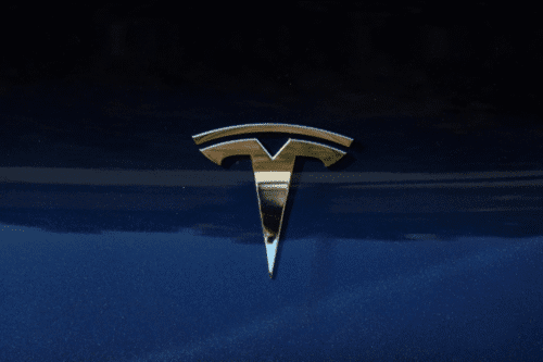 Tesla resolve ação por homicídio culposo após acidente fatal com Model Y em Ohio
