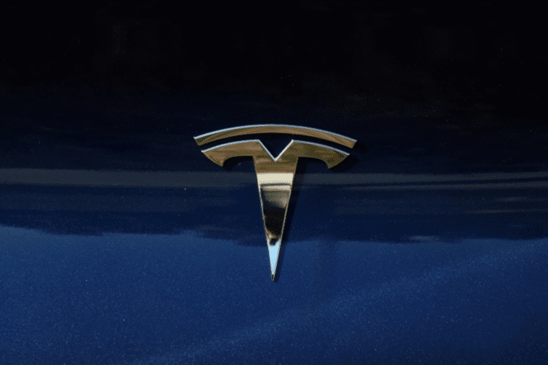 Tesla resolve ação por homicídio culposo após acidente fatal com Model Y em Ohio