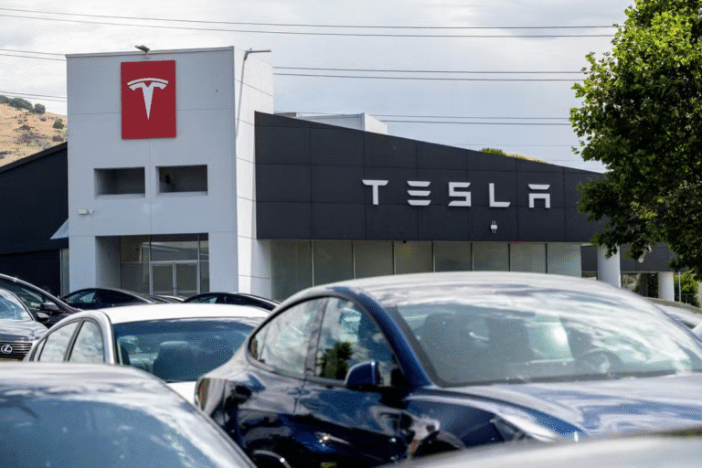 Tesla reduz plano de gastos após seu trimestre mais austero desde 2021